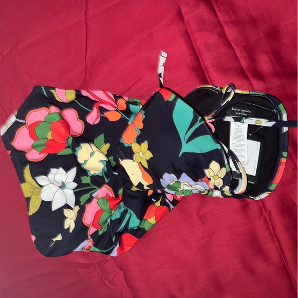 Collection. NWT - Picture 5 of 6